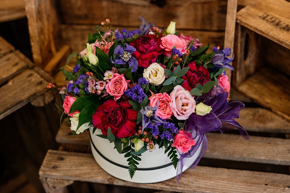 Florists Choice Garden Hatbox