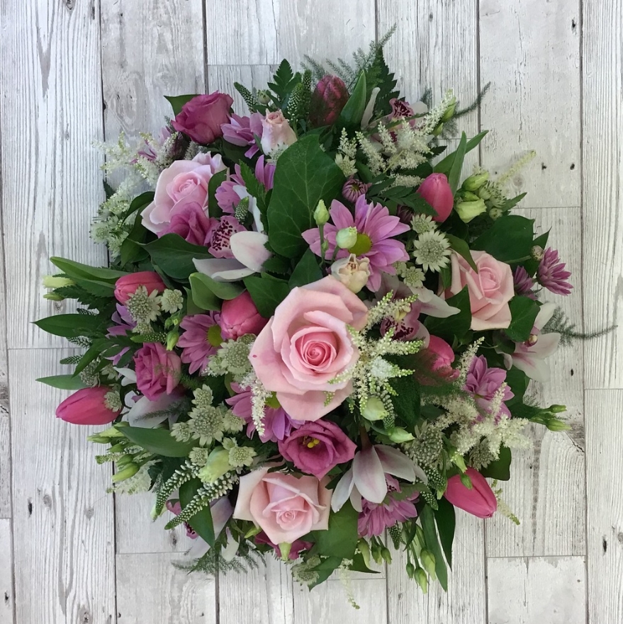 Florist’s Choice Flat Posy Tribute