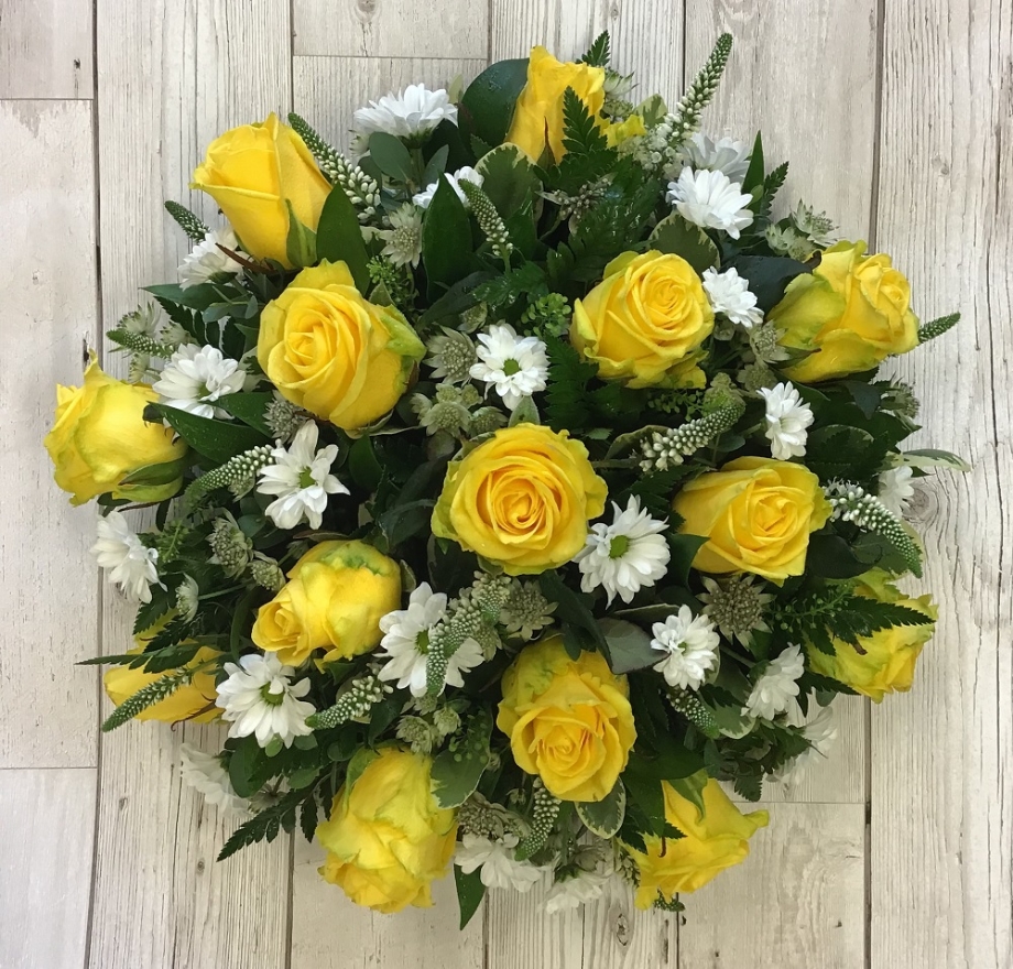 Florist’s Choice Flat Posy Tribute